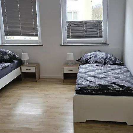 Ses12 1-og Rechts Monteurwohnung In Wolfsburgs Zentrum וולפסבורג